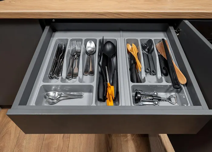 Lienes Iela Gem 1br With Fireplace In Historic Unesco Center