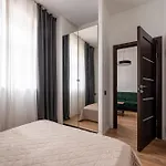 Lienes Iela Gem 1br With Fireplace In Historic Unesco Center Apartament Ryga