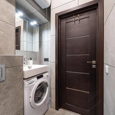 Lienes Iela Gem 1br With Fireplace In Historic Unesco Center Dzīvoklis *