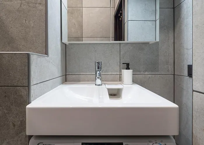 아파트 Lienes Iela Gem 1br With Fireplace In Historic Unesco Center 리가