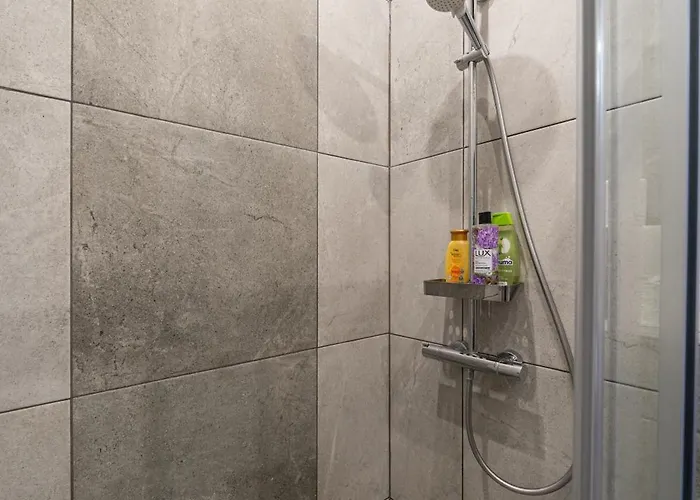 Lienes Iela Gem 1br With Fireplace In Historic Unesco Center 리가